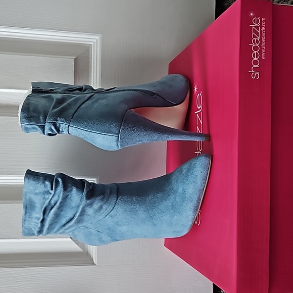 Shoe Dazzle Shoes - Light Blue Booties with Scrunch Detail
